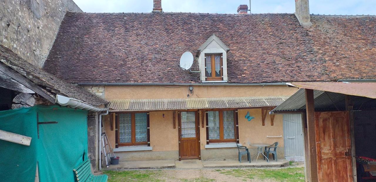 Maison Pour Nombreuses Personnes Pousseaux 外观 照片